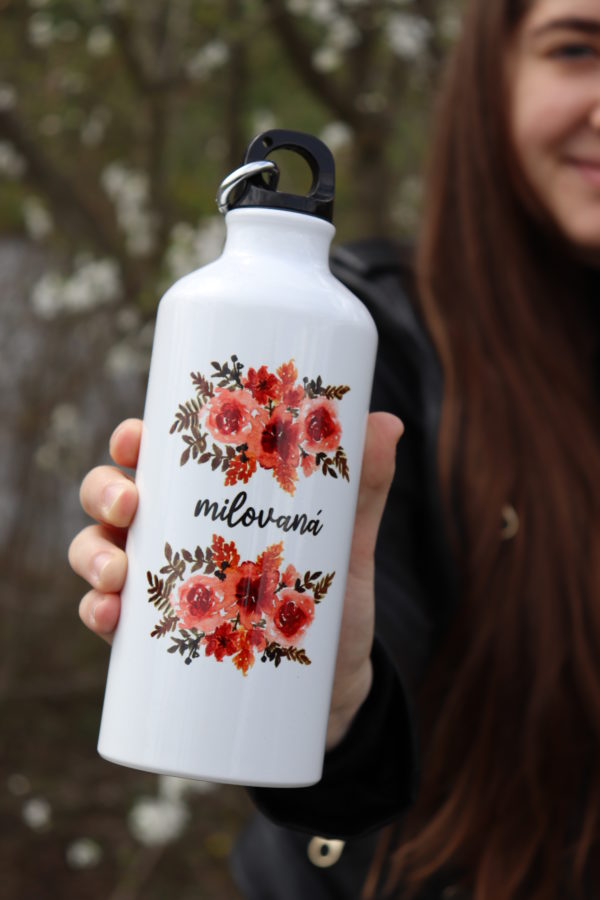 Turistická fľaša „MILOVANÁ“ kvety - Image 2