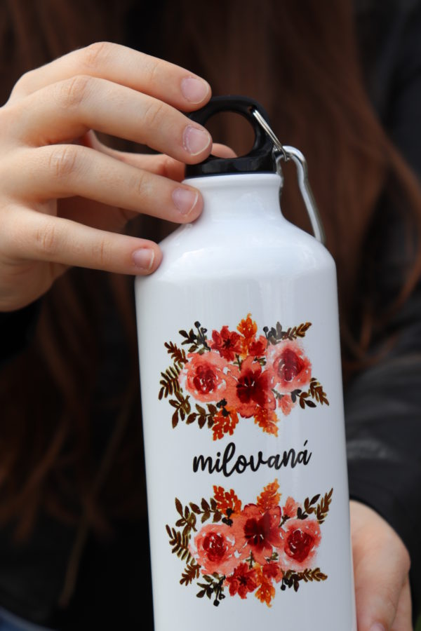 Turistická fľaša „MILOVANÁ“ kvety - Image 5